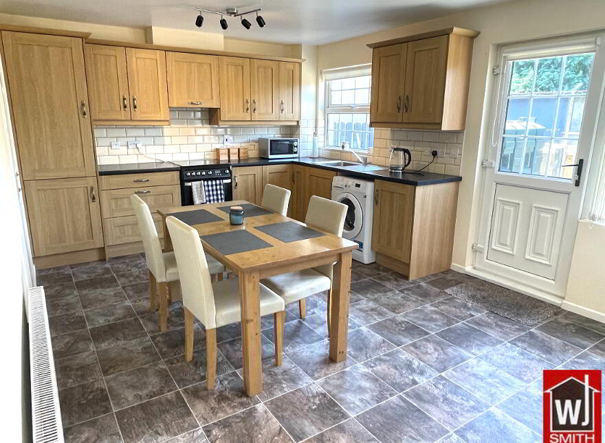 47 Old Castle Road, Newtownstewart, Omagh, BT78 4HX