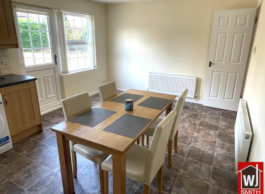 47 Old Castle Road, Newtownstewart, Omagh, BT78 4HX
