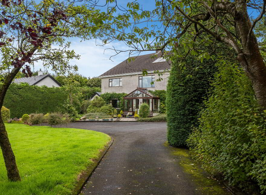 Laurelbank House, 11 Ballyhartfield Road, Templepatrick, BT39 0RB