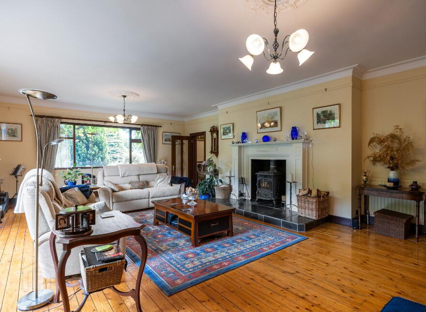Laurelbank House, 11 Ballyhartfield Road, Templepatrick, BT39 0RB