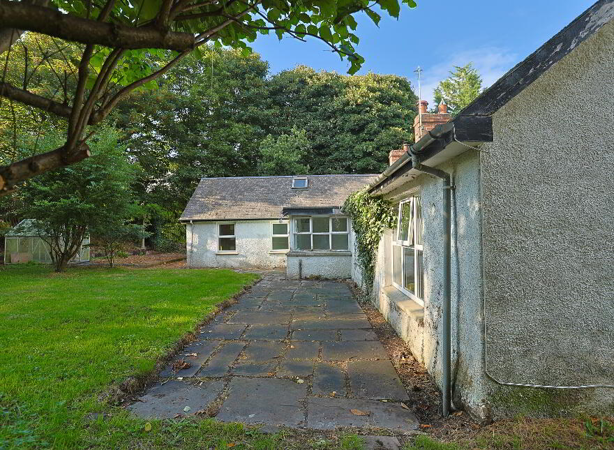 84 Ballygroobany Road, Richhill, Armagh, BT61 9NA