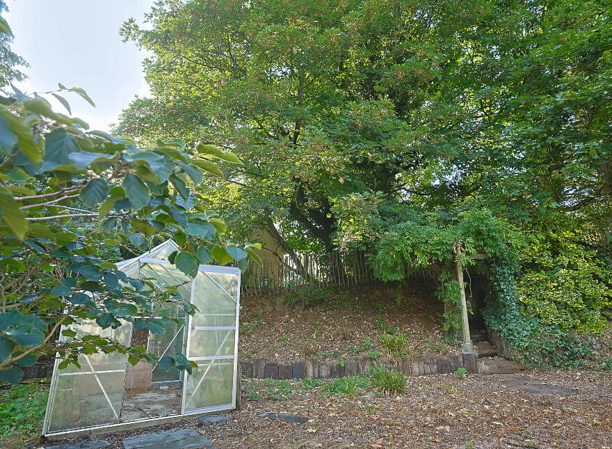 84 Ballygroobany Road, Richhill, Armagh, BT61 9NA