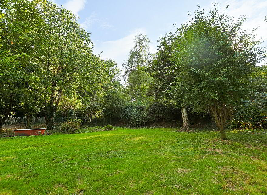 84 Ballygroobany Road, Richhill, Armagh, BT61 9NA