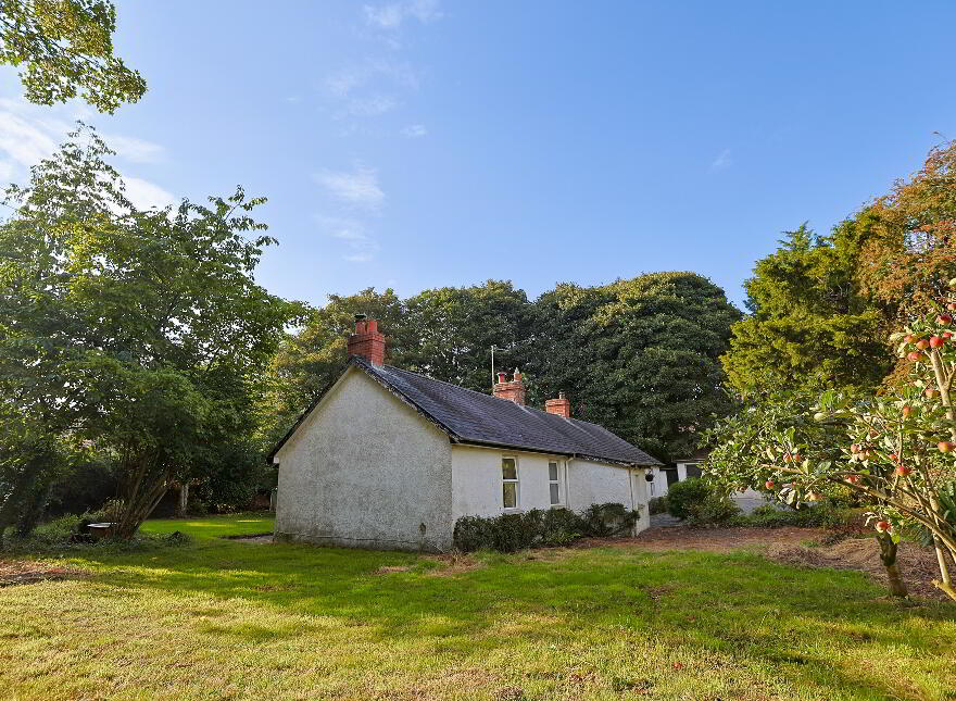 84 Ballygroobany Road, Richhill, Armagh, BT61 9NA