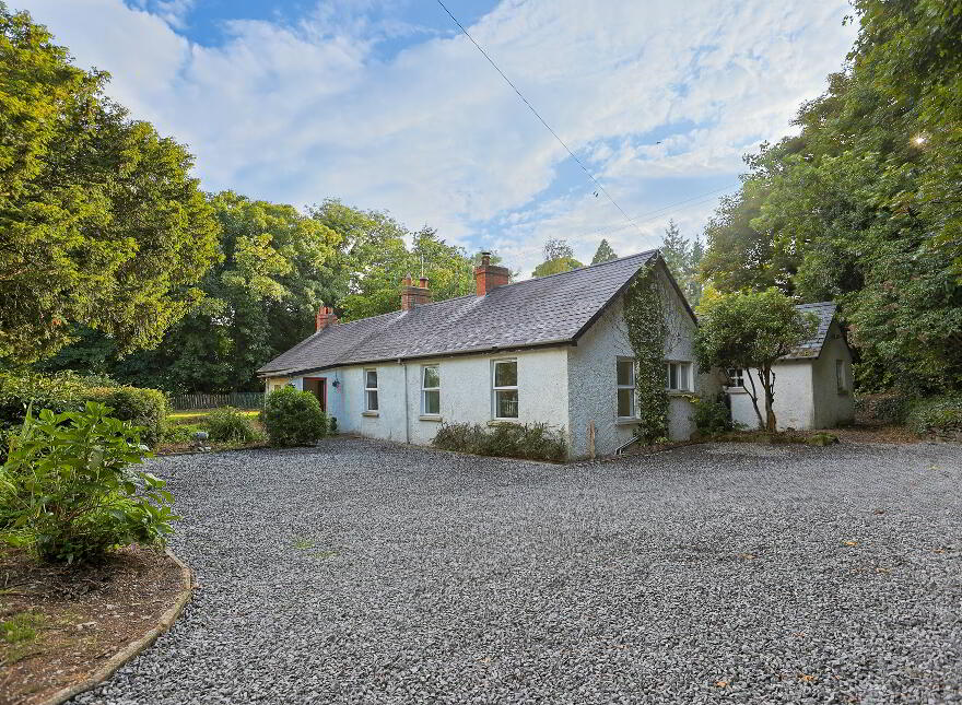 84 Ballygroobany Road, Richhill, Armagh, BT61 9NA