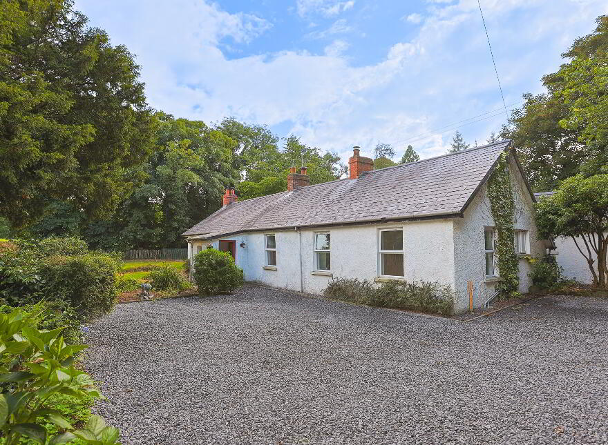 84 Ballygroobany Road, Richhill, Armagh, BT61 9NA