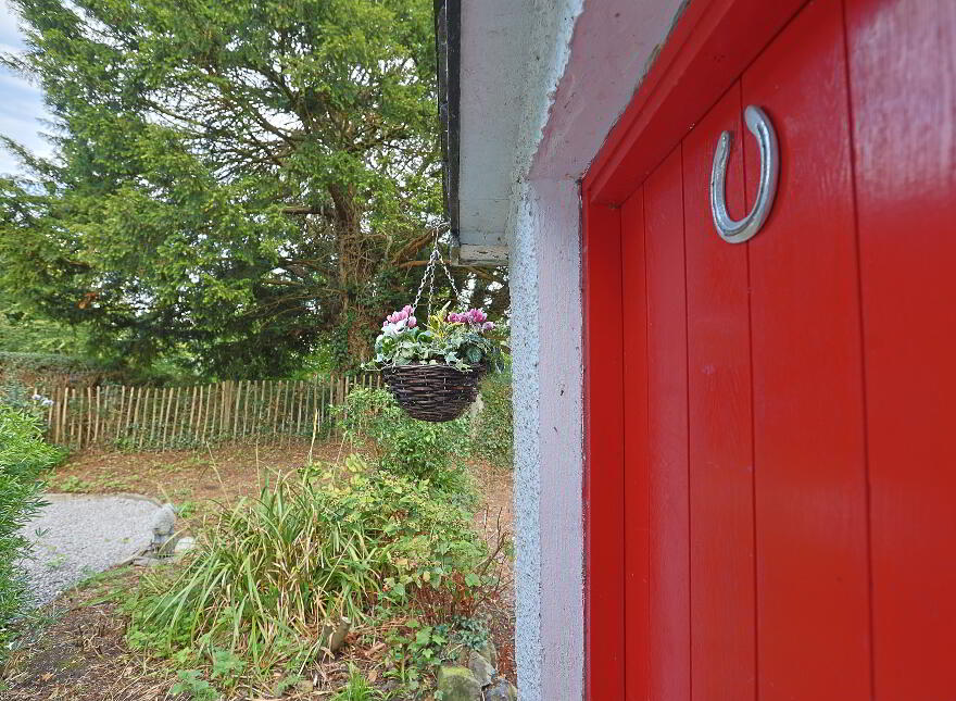 84 Ballygroobany Road, Richhill, Armagh, BT61 9NA