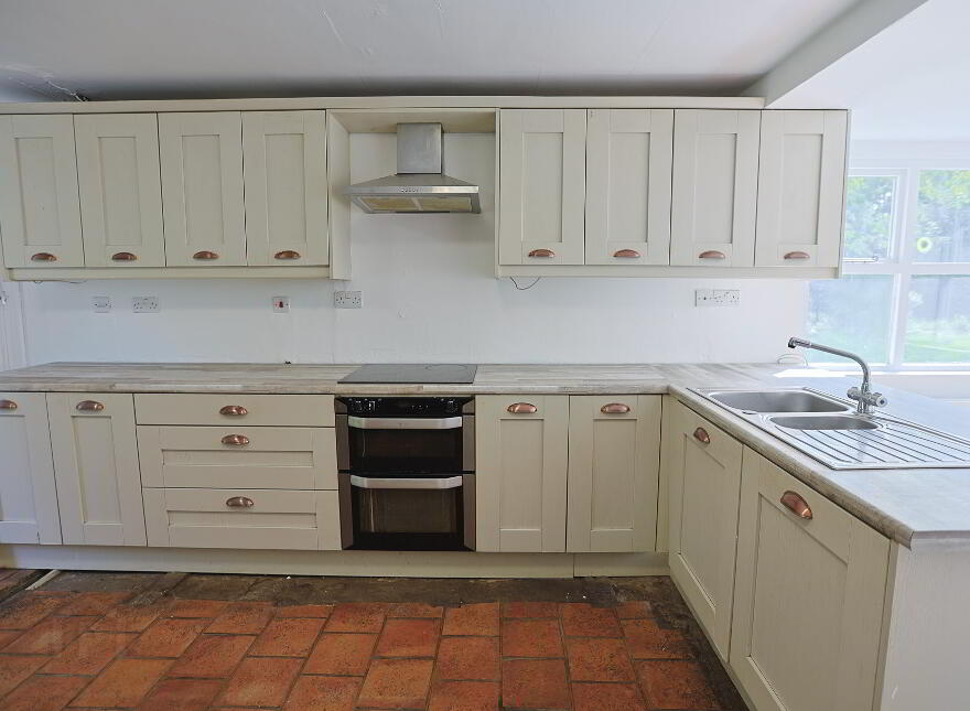 84 Ballygroobany Road, Richhill, Armagh, BT61 9NA
