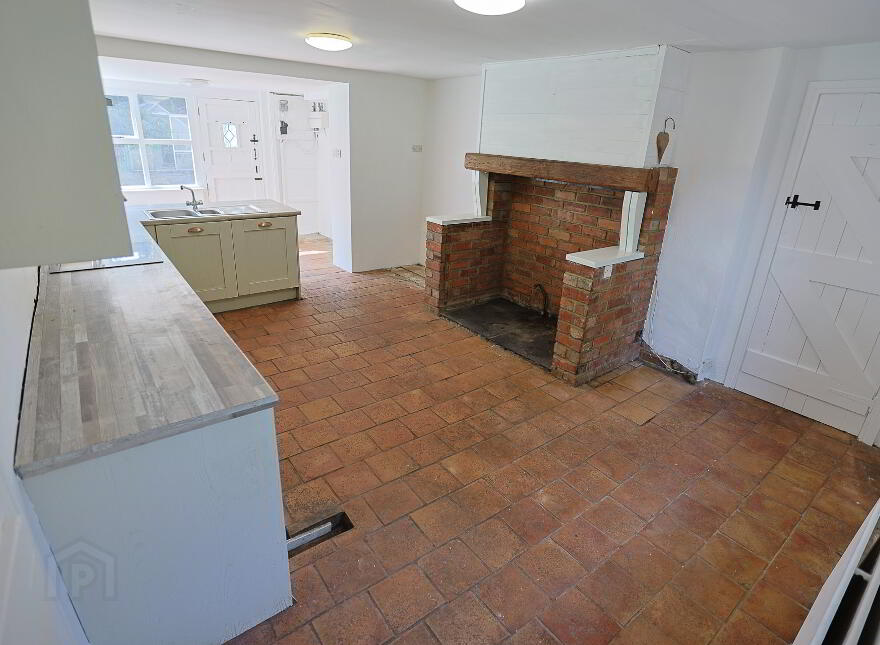 84 Ballygroobany Road, Richhill, Armagh, BT61 9NA
