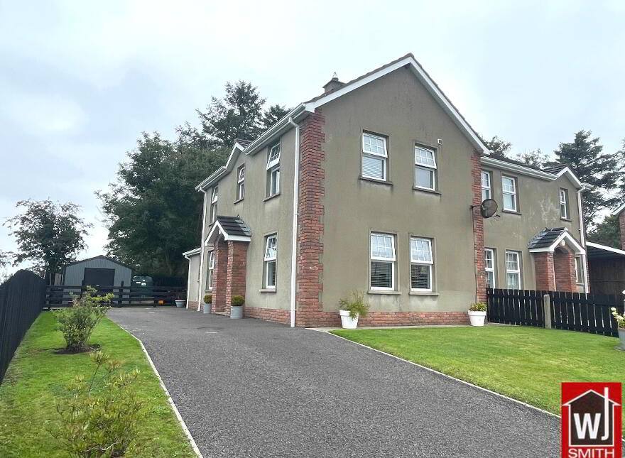 23 Glenview, Killen, Castlederg, BT81 7RS