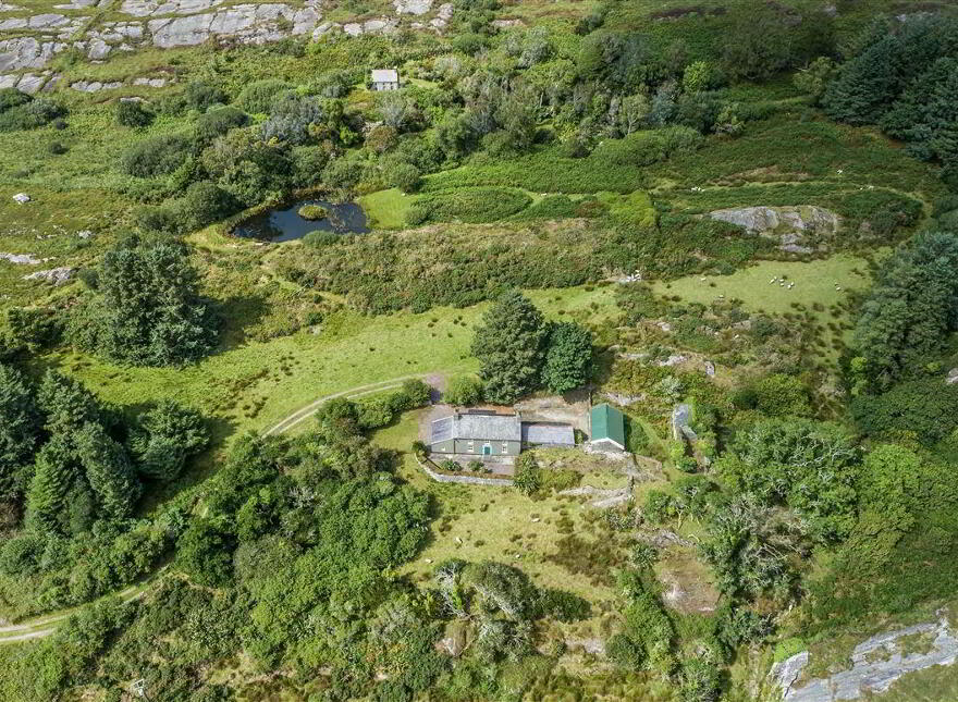 Lucy' S Farmhouse, Glaun, Dunmanus, Schull, West, P81XK24