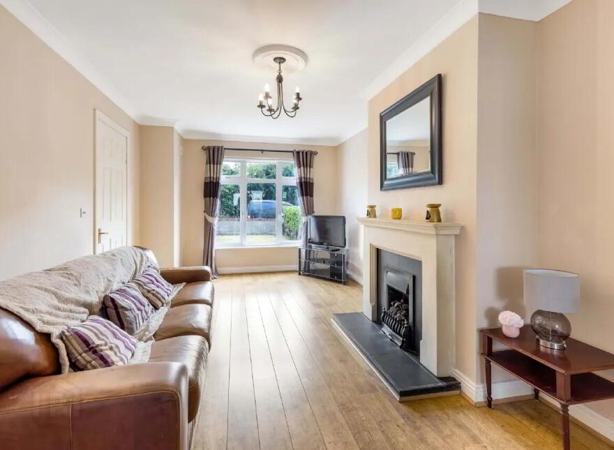 65 The Belfry, Trim, C15N5K2