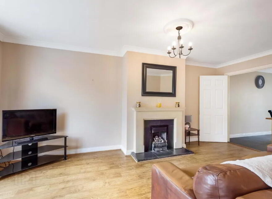 65 The Belfry, Trim, C15N5K2