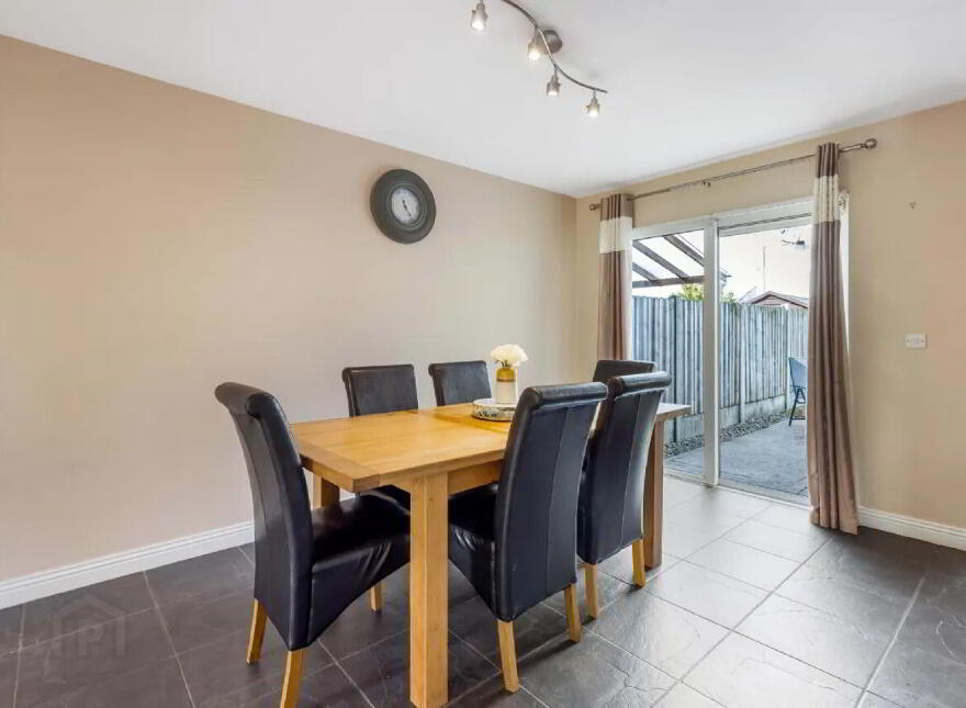 65 The Belfry, Trim, C15N5K2