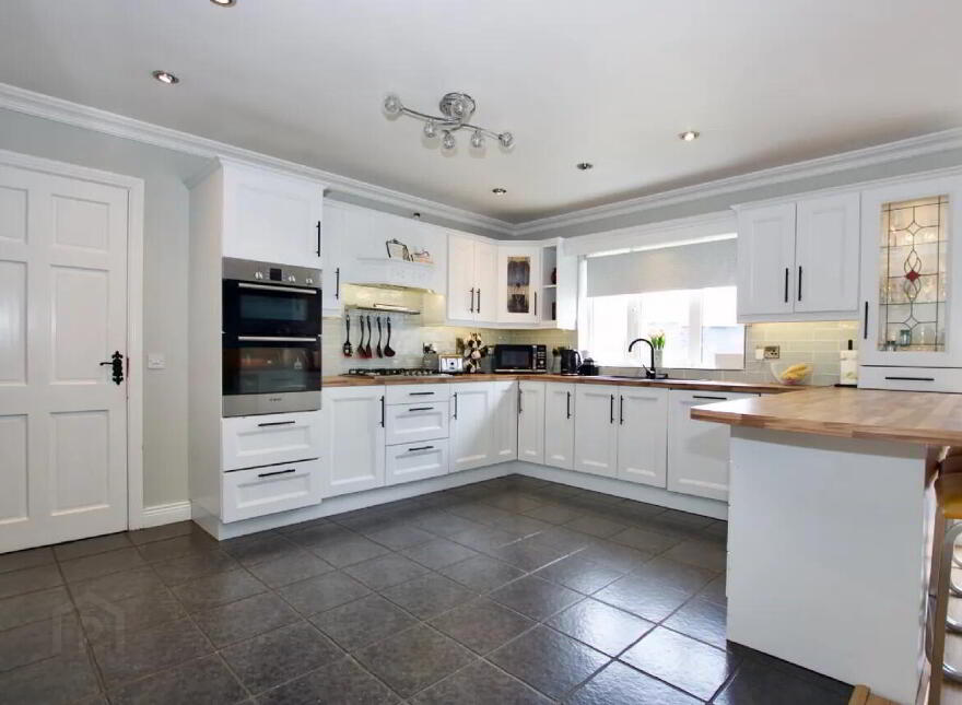 12 Cloghanboy Crescent, Athlone, N37X2F3