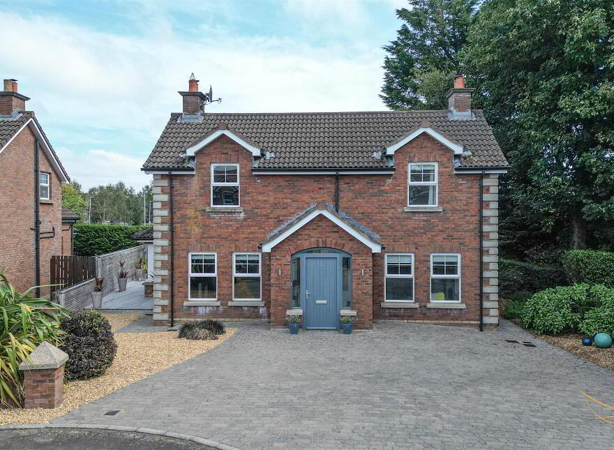 4 Claughlin Manor, Ballyclare, BT39 9LH
