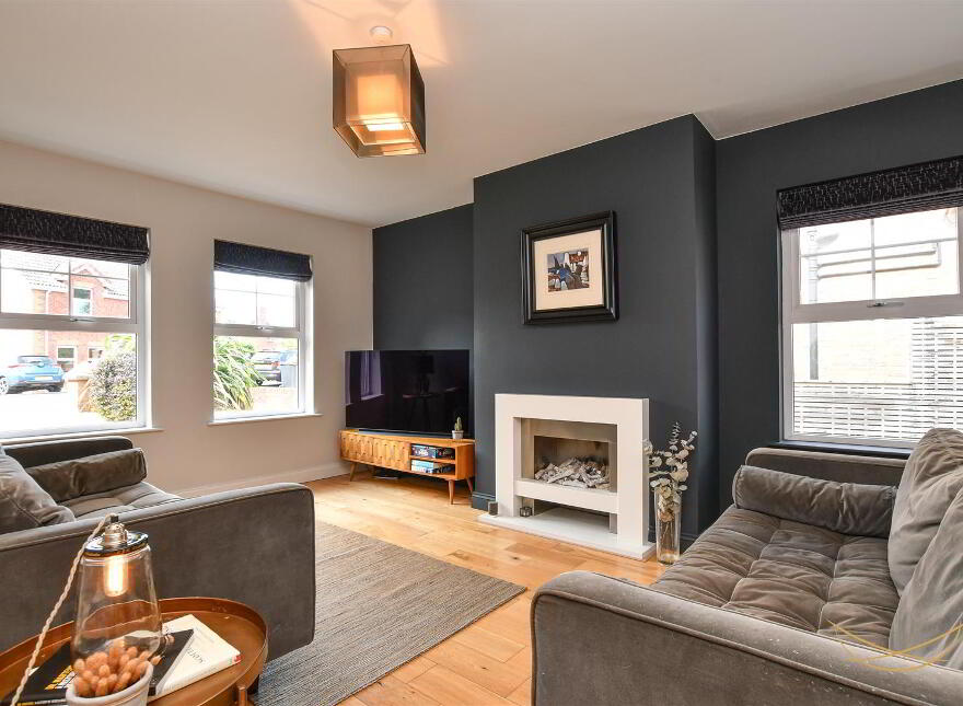 4 Claughlin Manor, Ballyclare, BT39 9LH