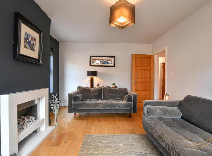 4 Claughlin Manor, Ballyclare, BT39 9LH