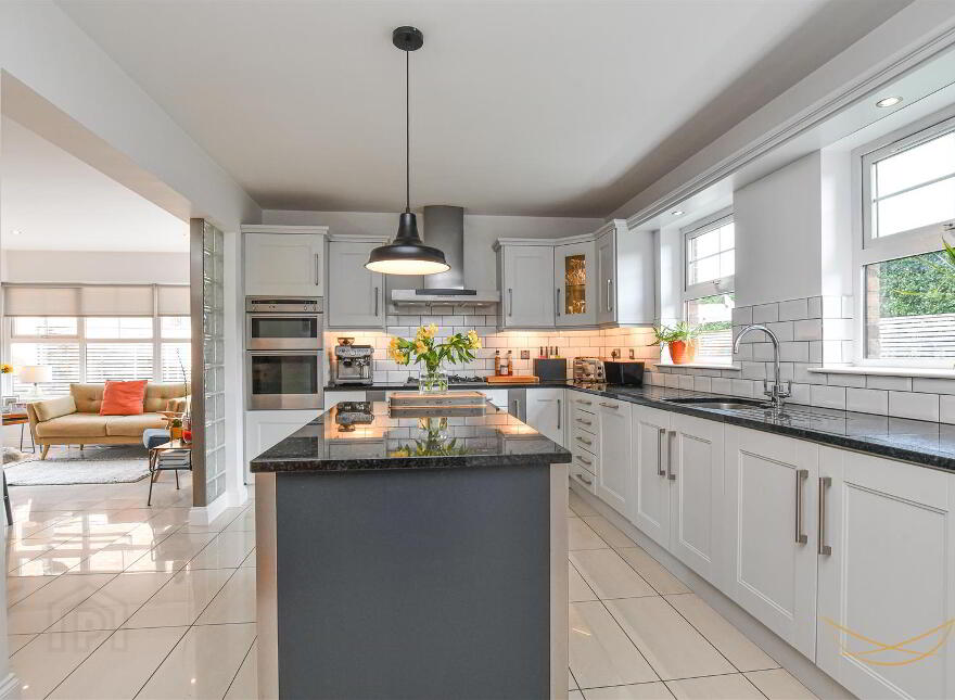 4 Claughlin Manor, Ballyclare, BT39 9LH