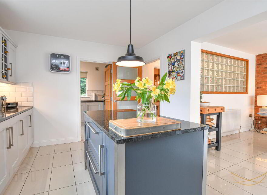 4 Claughlin Manor, Ballyclare, BT39 9LH