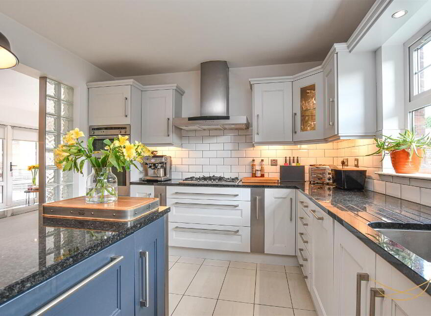 4 Claughlin Manor, Ballyclare, BT39 9LH