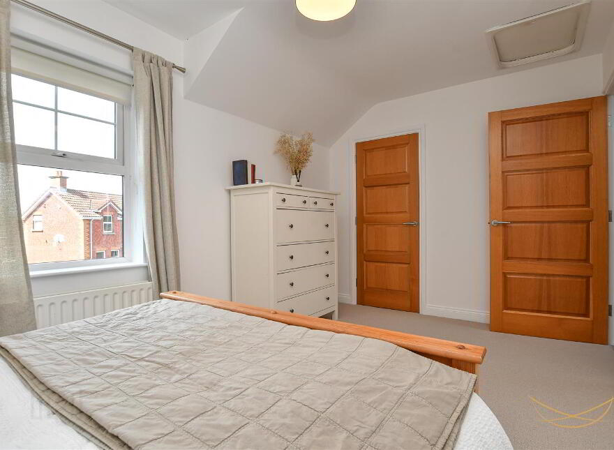 4 Claughlin Manor, Ballyclare, BT39 9LH