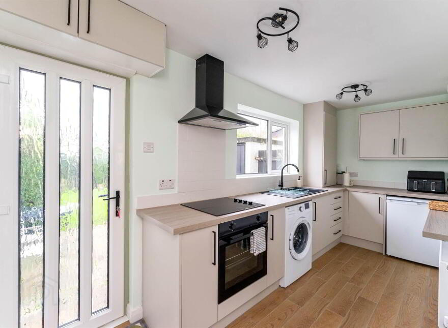 32 Ryan Park, Off Ballygowan Road, Belfast, BT5 7TY