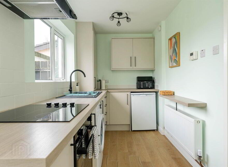 32 Ryan Park, Off Ballygowan Road, Belfast, BT5 7TY