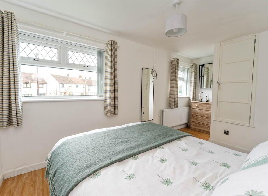 32 Ryan Park, Off Ballygowan Road, Belfast, BT5 7TY