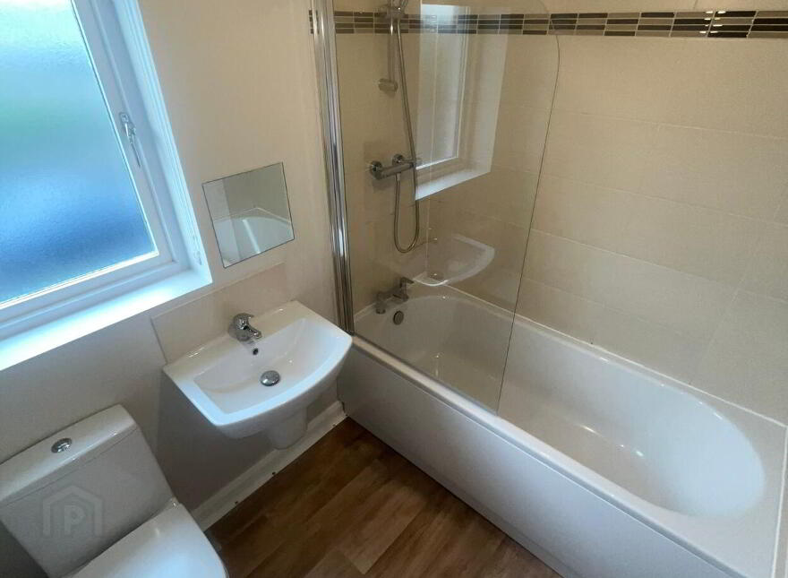 82 Shaftesbury Road, Bangor, BT20 3GD