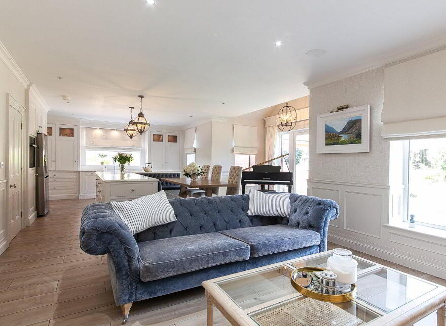 222 Upper Road, Greenisland, Carrickfergus, BT38 8RP