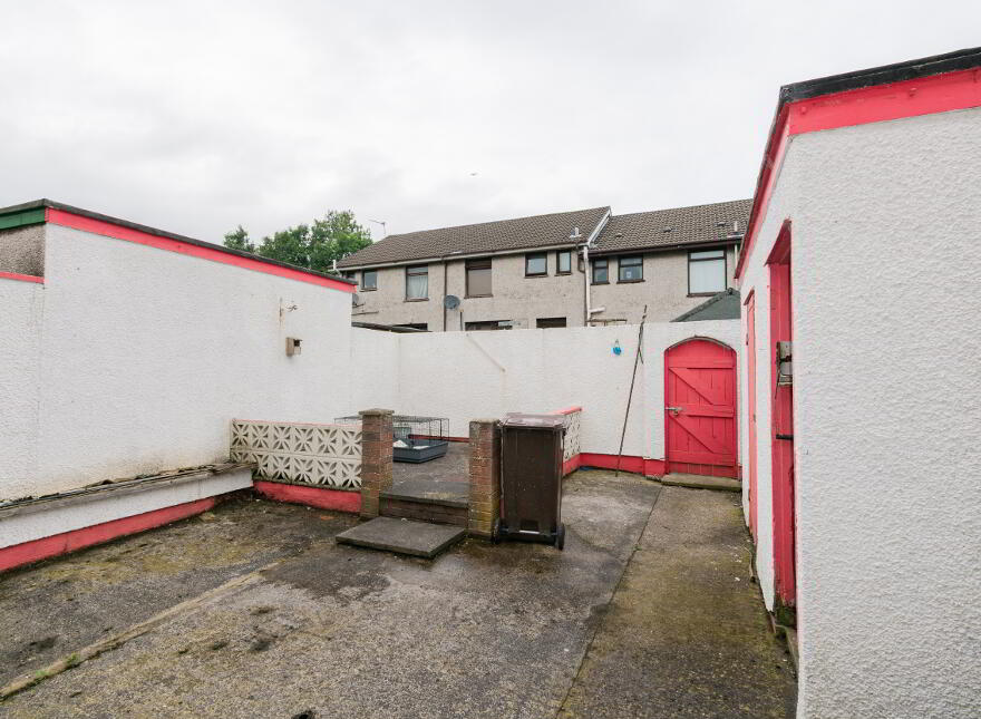 9 Loran Walk, Larne, BT40 2DH