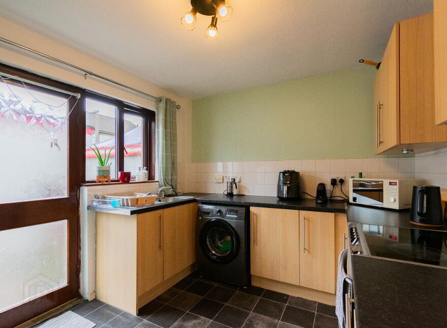 9 Loran Walk, Larne, BT40 2DH