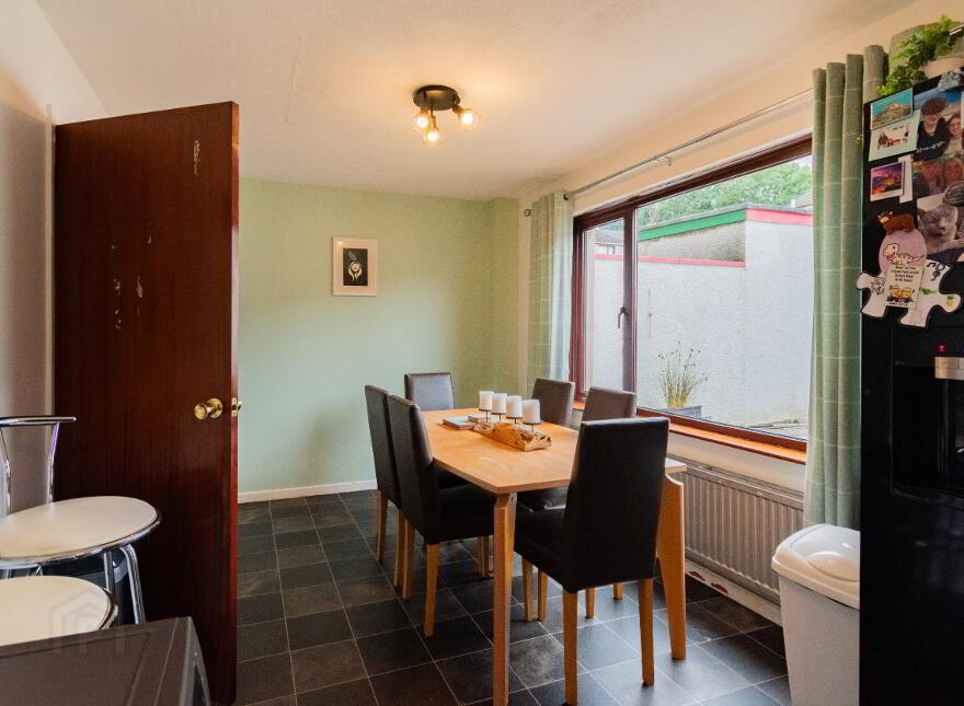 9 Loran Walk, Larne, BT40 2DH