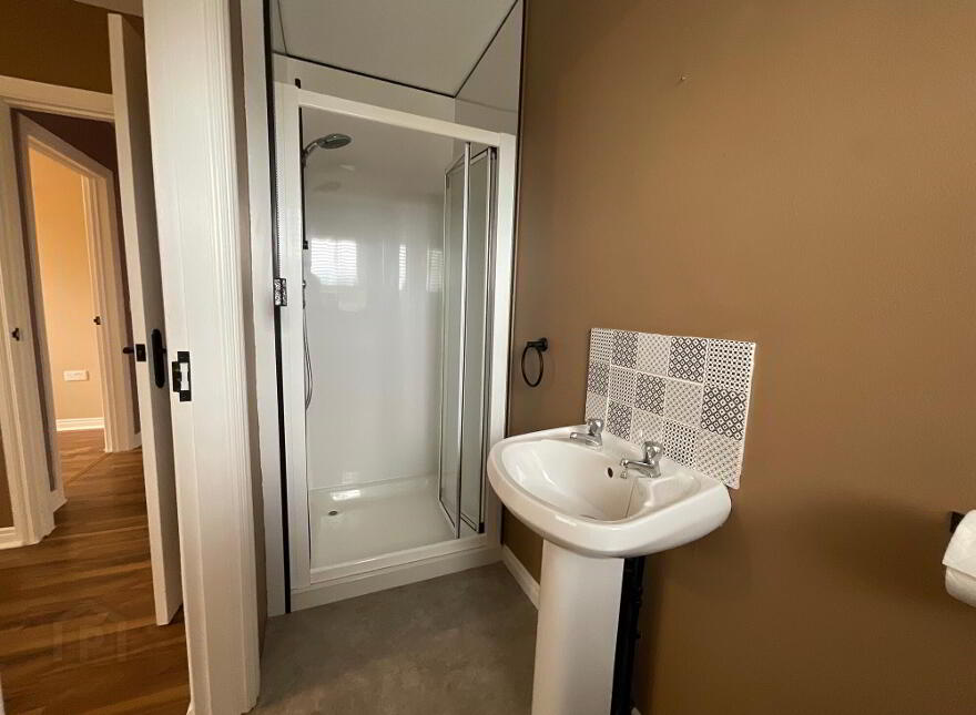 17a Westway Hill, Belfast, BT13 3NZ