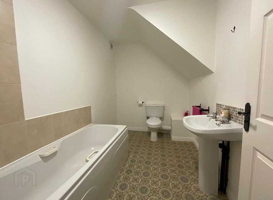 17a Westway Hill, Belfast, BT13 3NZ