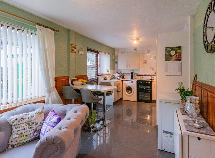11 Loran Walk, Larne, BT40 2DH