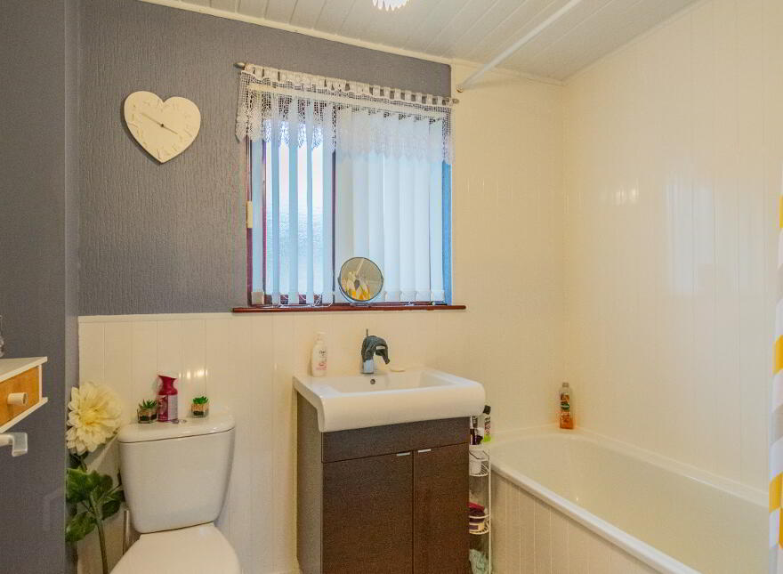 11 Loran Walk, Larne, BT40 2DH