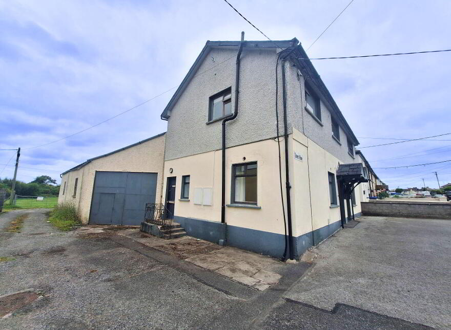 Apartment 1 2 & 3 Tower View, Saint Anne's Terrace, Athlone, N37HP52