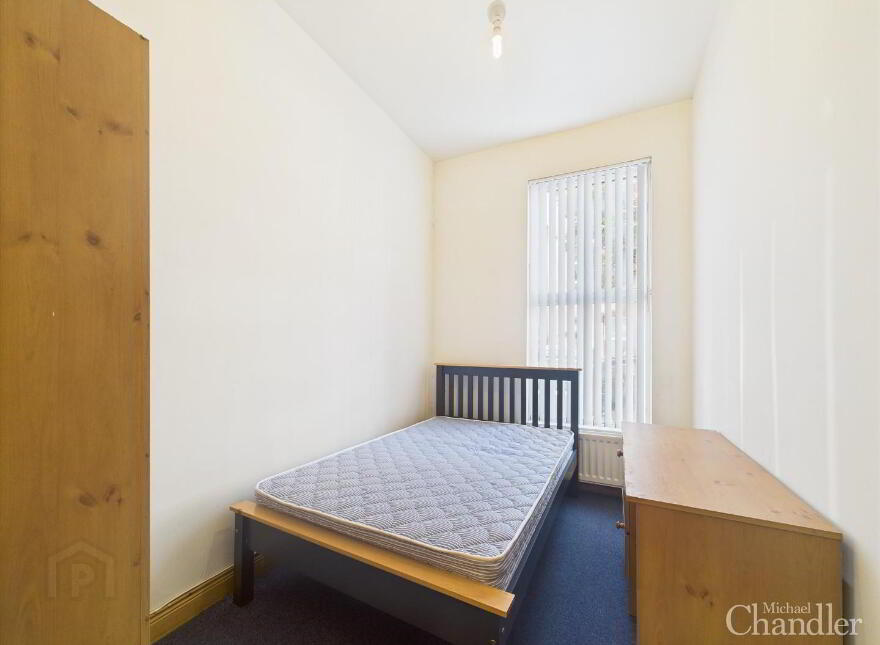 Apt 1, 74 Fitzroy Avenue, Belfast, BT7 1HX