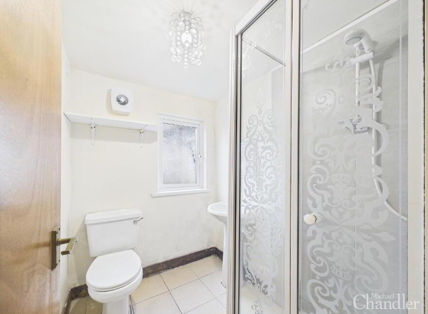 Apt 1, 74 Fitzroy Avenue, Belfast, BT7 1HX