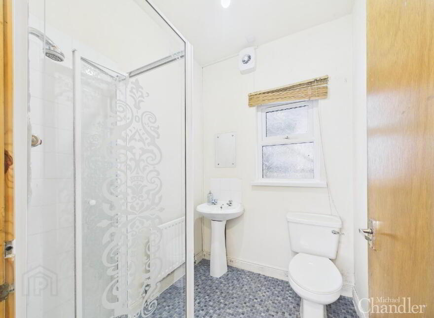 Apt 2, 74 Fitzroy Avenue, Belfast, BT7 1HX