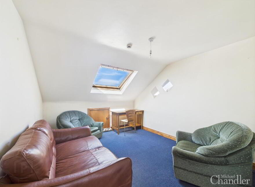 Apt 4, 74 Fitzroy Avenue, Belfast, BT7 1HX