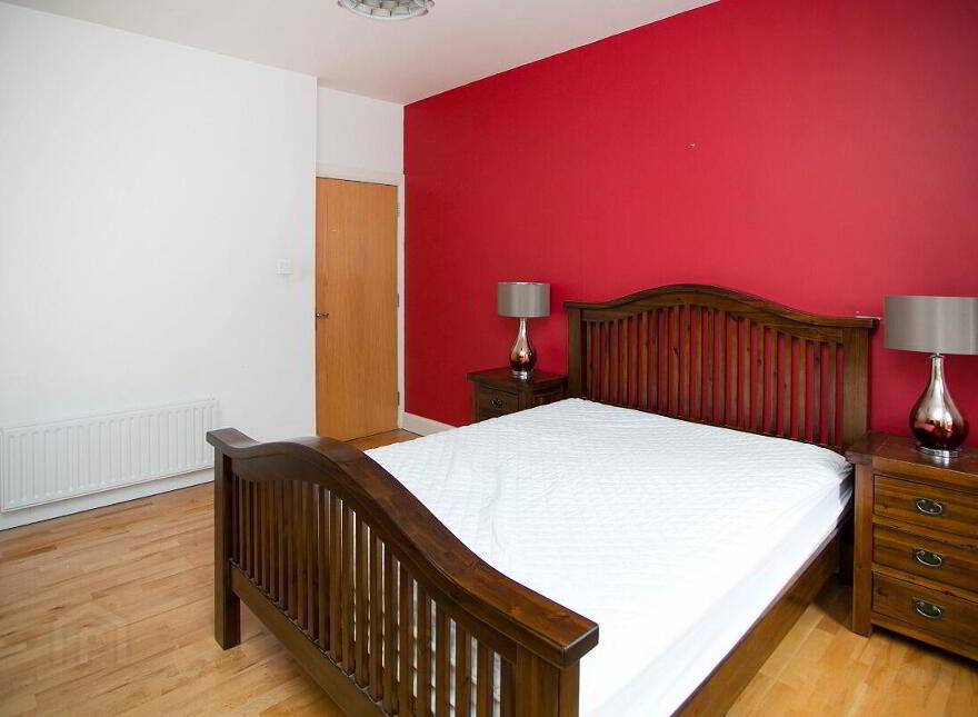 E.4.1 Whitehall Square Penthouse, Lisburn Road, Belfast, BT12 5EG