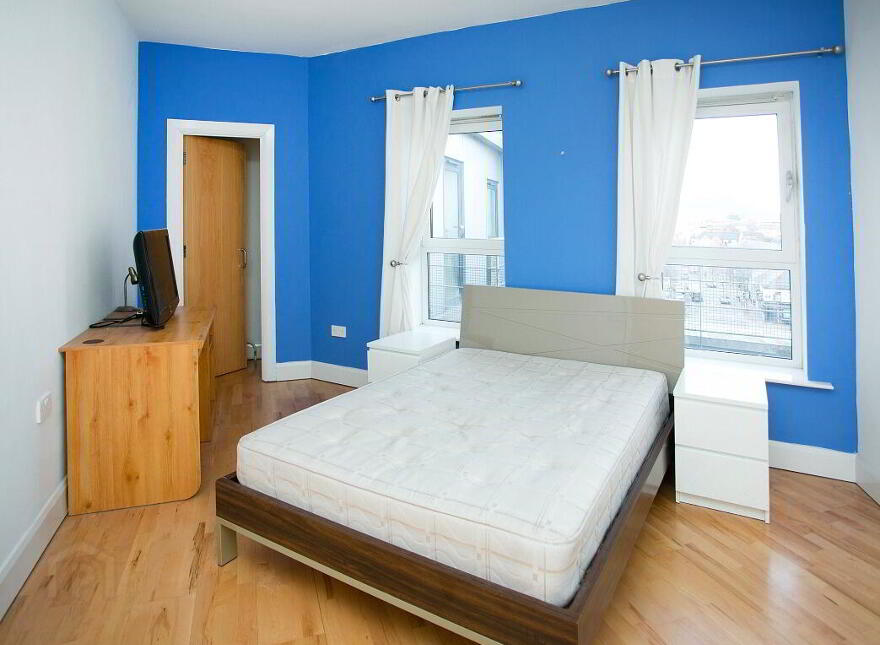 E.4.1 Whitehall Square Penthouse, Lisburn Road, Belfast, BT12 5EG