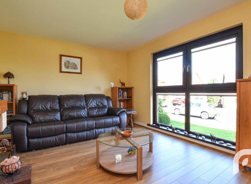 32 Hollybrook Avenue, Newtownabbey, BT36 4ZL