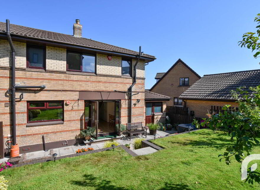 32 Hollybrook Avenue, Newtownabbey, BT36 4ZL