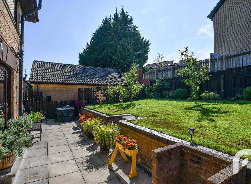 32 Hollybrook Avenue, Newtownabbey, BT36 4ZL