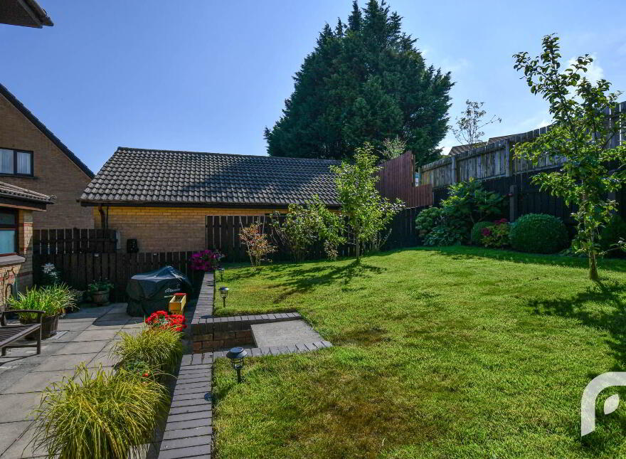 32 Hollybrook Avenue, Newtownabbey, BT36 4ZL