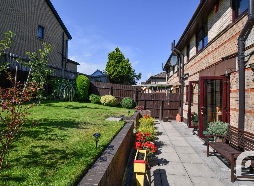 32 Hollybrook Avenue, Newtownabbey, BT36 4ZL